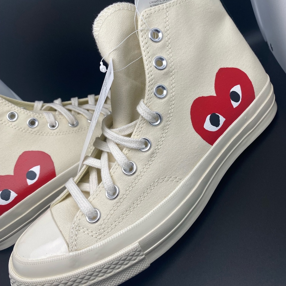 COMME DES GARCONS